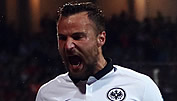 Seferovic schiesst Frankfurt zum Klassenerhalt