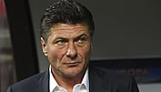 Watford-Coach mit Seitenhieb