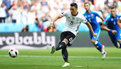 Özil bleibt Deutschlands Penaltyschütze