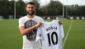 Swansea verpflichtet Borja Baston