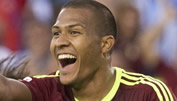 Newcastle will Mitrovic mit Rondon ersetzen