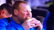 Sutton schmeisst Goalie wegen «Pie-Gate» raus