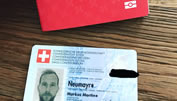 Markus Neumayr hat den Schweizer Pass