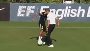 Neymar scheitert mit Beinschuss-Versuch beim Coach
