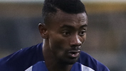 Kalou unterschreibt neuen Vertrag