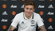 ManUtd stellt Neuzugang Victor Lindelöf vor