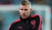 Fix: Mertesacker wird Assistenztrainer von Ljungberg