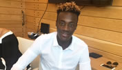 Tammy Abraham verlängert bei Chelsea und wechselt zu Swansea