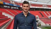 Neuzugang Alario ist in Leverkusen angekommen