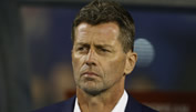 Skibbe bleibt Trainer von Griechenland