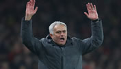 Mourinho: Einer von 3 Top-Verteidigern muss kommen