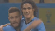 Cavani schiesst ein Traumtor für Uruguay