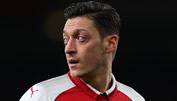 Mesut Özil spielt bei Arsenal auf neuer Position