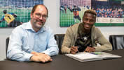 Hamza Mendyl unterschreibt auf Schalke