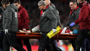 Arsenals Welbeck & Milans Musacchio abtransportiert