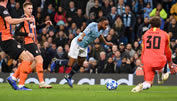 Sterling entschuldigt sich für dreiste Schwalbe