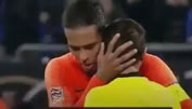 Van Dijk zeigt eine grosse Geste