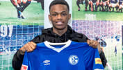 Schalke verpflichtet ManCity-Youngster Rabbi Matondo