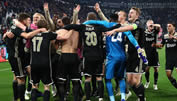 So feierte Ajax seinen Triumph in der Kabine