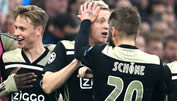 Ajax setzt seinen Siegeszug fort