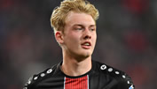 Julian Brandt steht vor der Unterschrift beim BVB