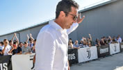 Frenetischer Empfang: Buffon ist in Turin angekommen