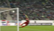 Freistoss-Hammer in der Europa League