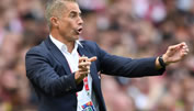 Lyon-Präsident Aulas zählt Trainer Sylvinho an
