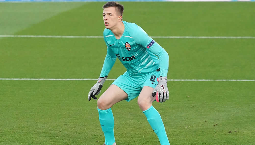 Londoner Klubs beobachten Goalie Trubin