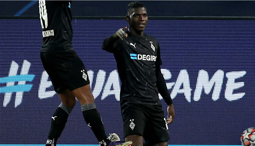 Traumtor: Breel Embolo trifft per Fallrückzieher