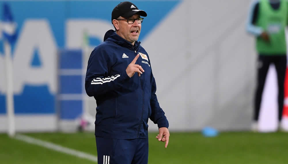 Gladbach-Schweizer blamieren sich, Fischer jubelt wieder