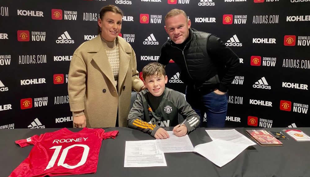 Wayne Rooneys Sohn unterschreibt bei ManUtd
