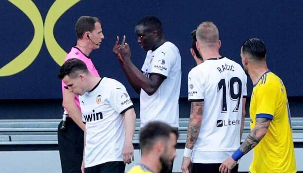 Valencia nach Rassismus-Fall zum Weiterspielen «gezwungen»