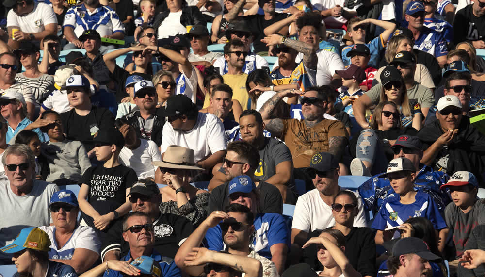 Corona-Lockerungen: Volle Stadien ab dem 20. August