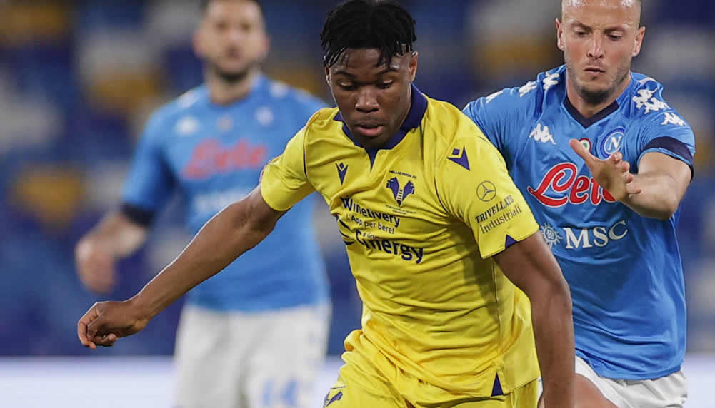 Der FCB gibt Angebot für Serie A-Verteidiger ab