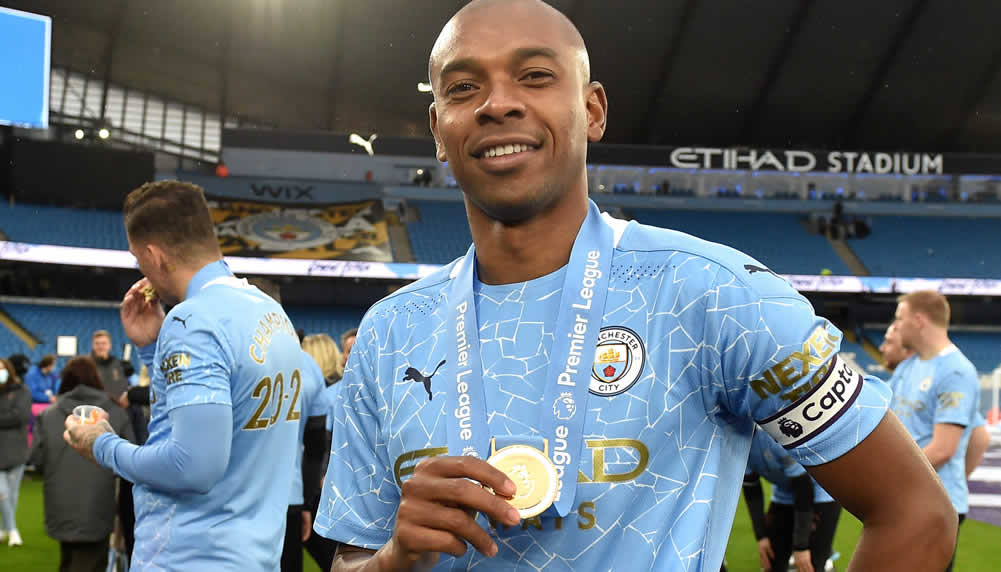 ManCity-Kapitän Fernandinho bleibt an Bord