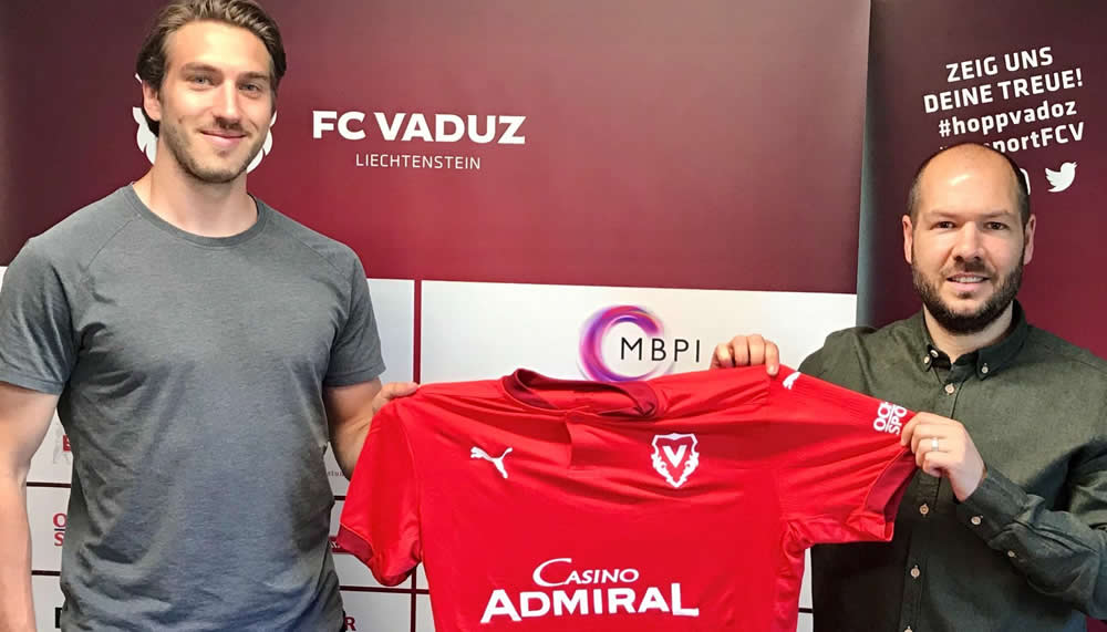 Stürmer Simone Rapp unterschreibt in Vaduz