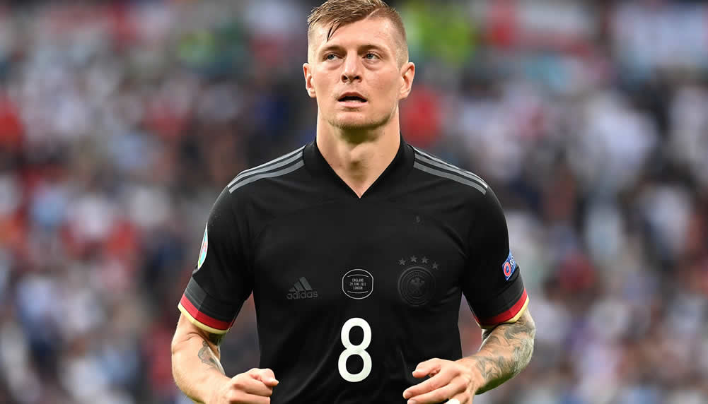 «Mit seinem Querpass-Fussball…»: Hoeness rechnet mit Kroos ab