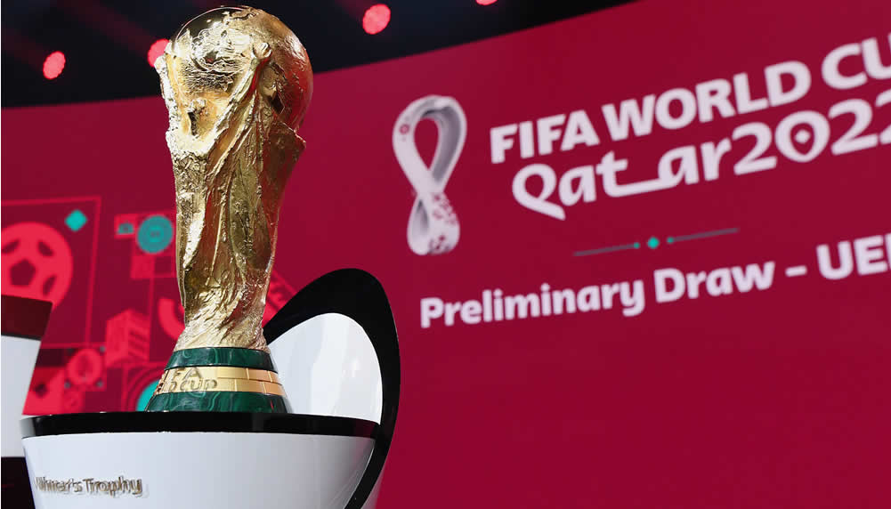 Katar denkt für WM 2022 über Impfpflicht für alle Spieler & Trainer nach