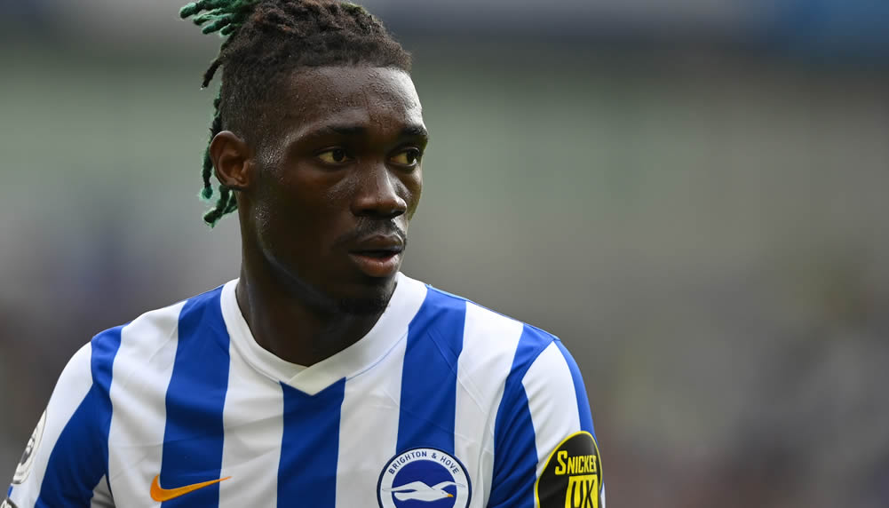 Premier League-Star wird nach Partynacht in Handschellen abgeführt