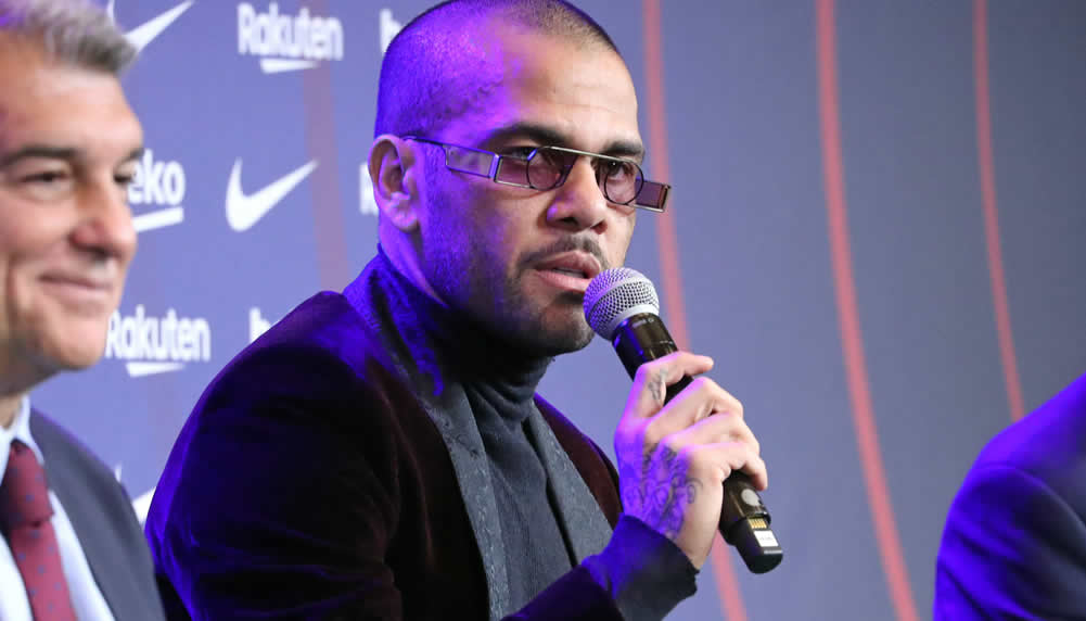 Dani Alves verfügt bei Barça über eine sagenhafte Ausstiegsklausel