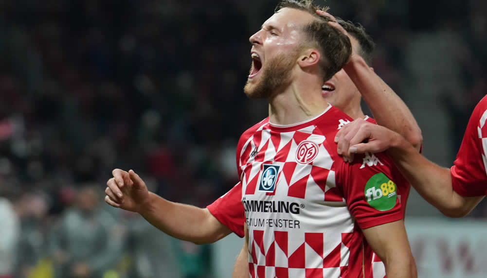 Silvan Widmer schiesst Traumtor gegen Gladbach