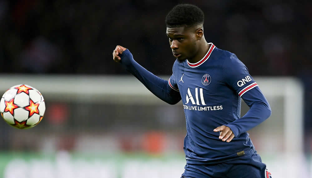 PSG stattet Junior Dina Ebimbe mit neuem Vertrag aus