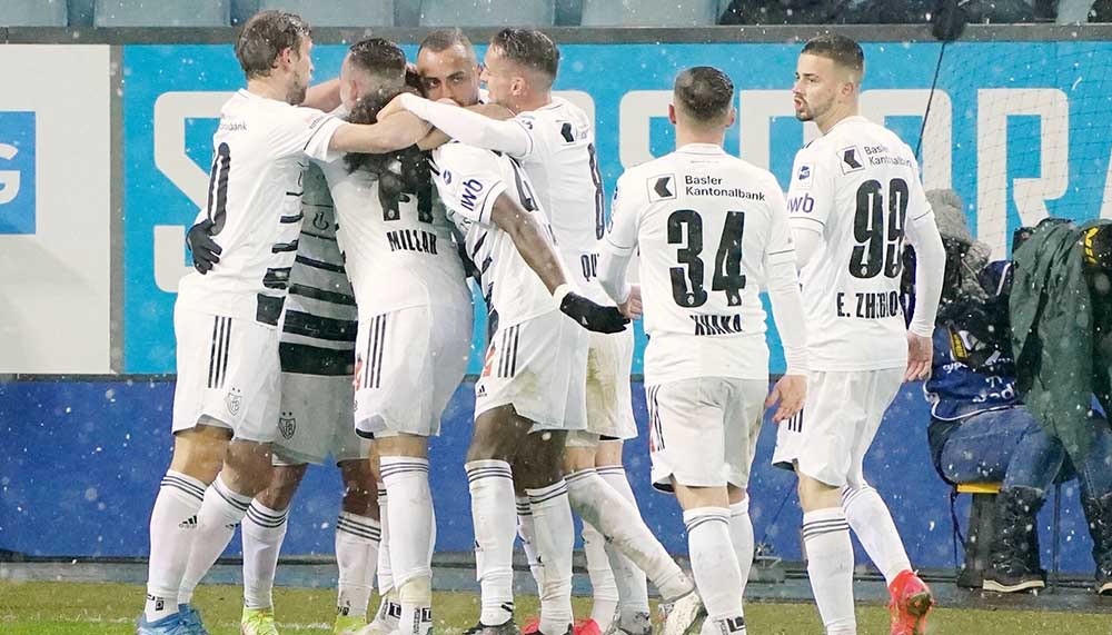 FC Basel holt gegen GC späten Punkt – Sion schlägt Lausanne-Sport