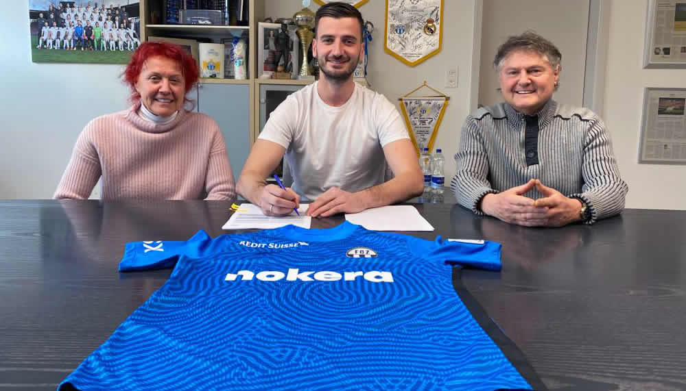Der FC Zürich verlängert mit Ersatzgoalie Zivko Kostadinovic