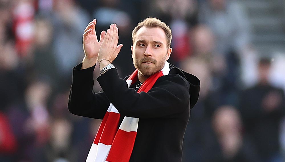 Schöner Moment: Eriksen ist zurück auf dem Rasen und steuert Assist bei