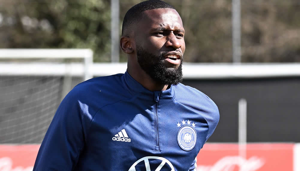 Antonio Rüdiger wartet mit seiner finalen Entscheidung noch zu