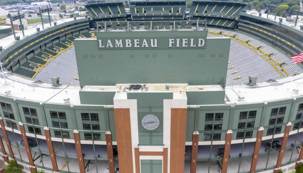 Der FC Bayern und ManCity sollen in legendärem NFL-Stadion spielen