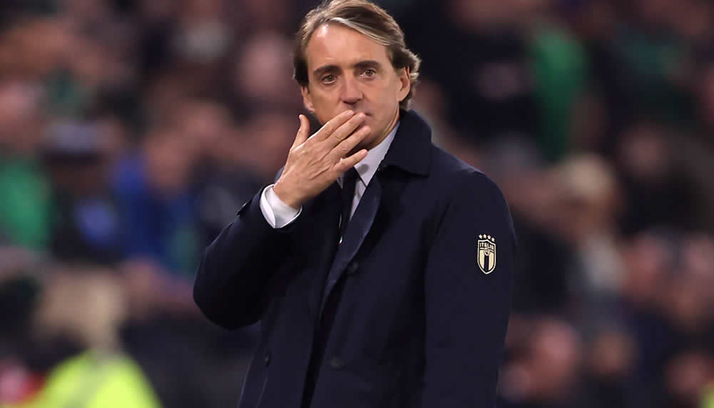 Roberto Mancini hat vor den WM-Playoffs Probleme in der Abwehr