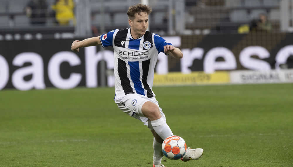 Schock-Moment: Cedric Brunner nach Zusammenprall bewusstlos